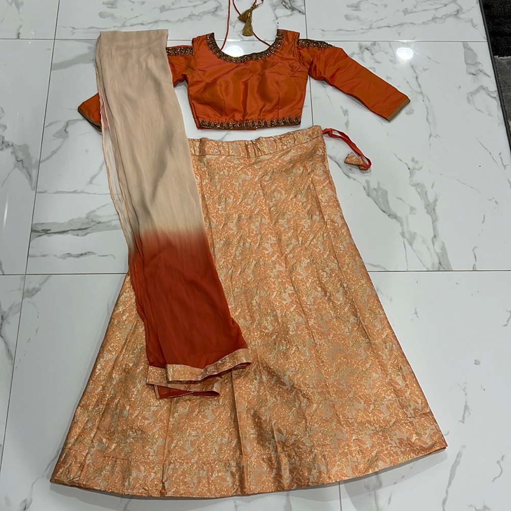 Indian dress ( Lehenga )